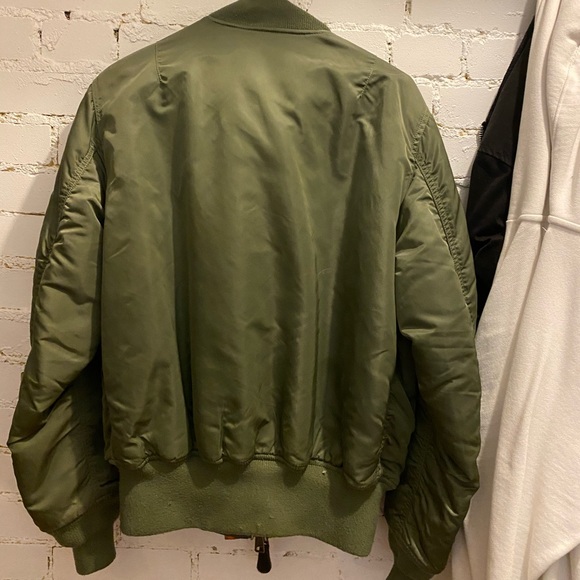 Men’s Bomber Jacket - Picture 4 of 4